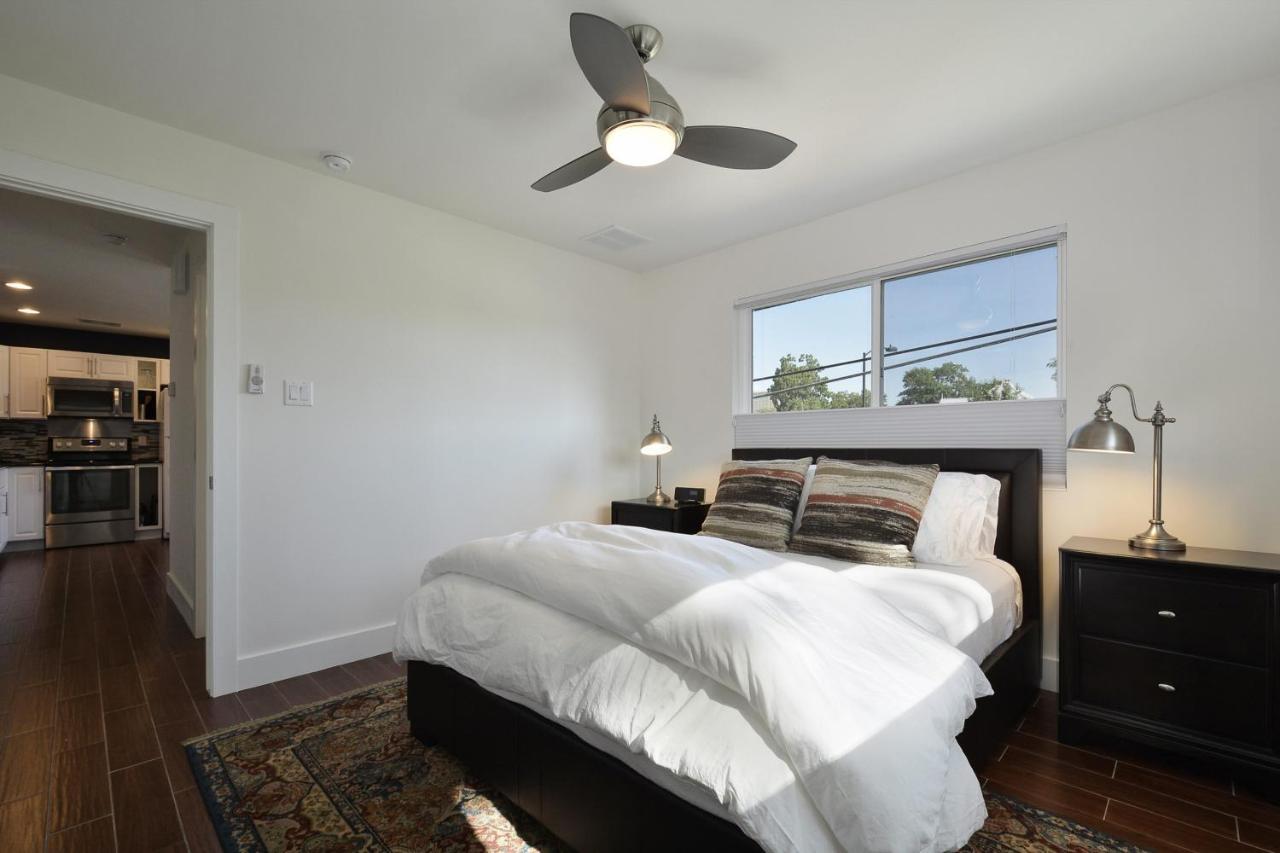 Willow House Unit B Austin Bagian luar foto