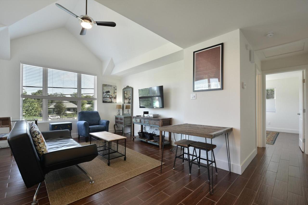 Willow House Unit B Austin Bagian luar foto