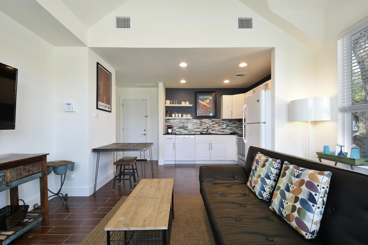 Willow House Unit B Austin Bagian luar foto